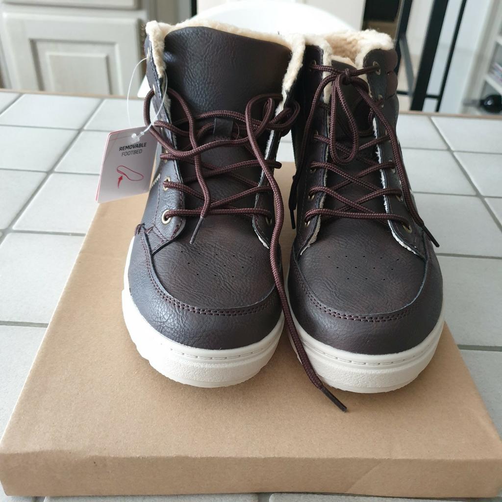 Schoenen, Ophalen, Nieuw, Schoenen