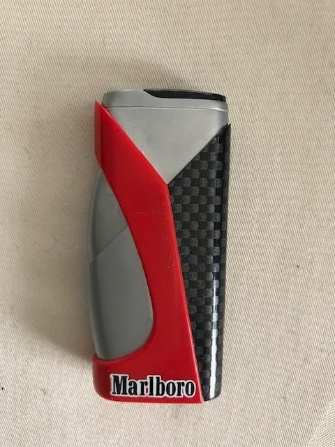 Aansteker Marlboro, Ophalen of Verzenden, Zo goed als nieuw, Aansteker