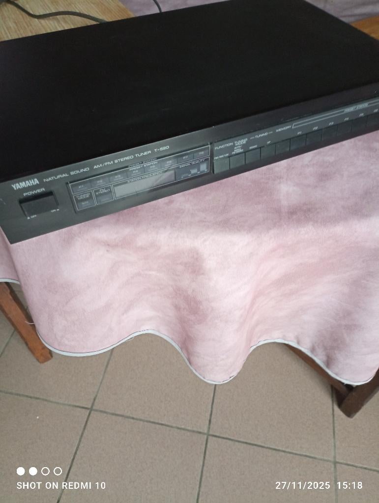 Tuner Yamaha T520, TV, Hi-fi & Vidéo, Chaîne Hi-fi, Enlèvement, Utilisé, Tuner ou Radio