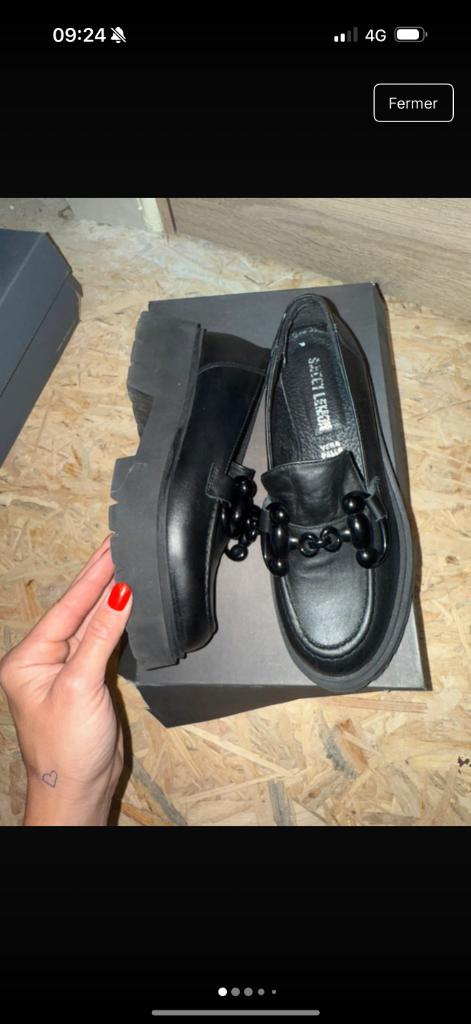 Mocassin Sweet Lemon noir modèle Reonis, Enlèvement ou Envoi, Comme neuf, Sweet Lemon, Chaussures basses