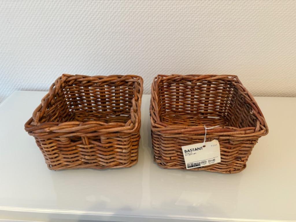 rieten mandjes, Huis en Inrichting, Woonaccessoires | Schalen en Manden, Ophalen, Mand, Vierkant, Nieuw
