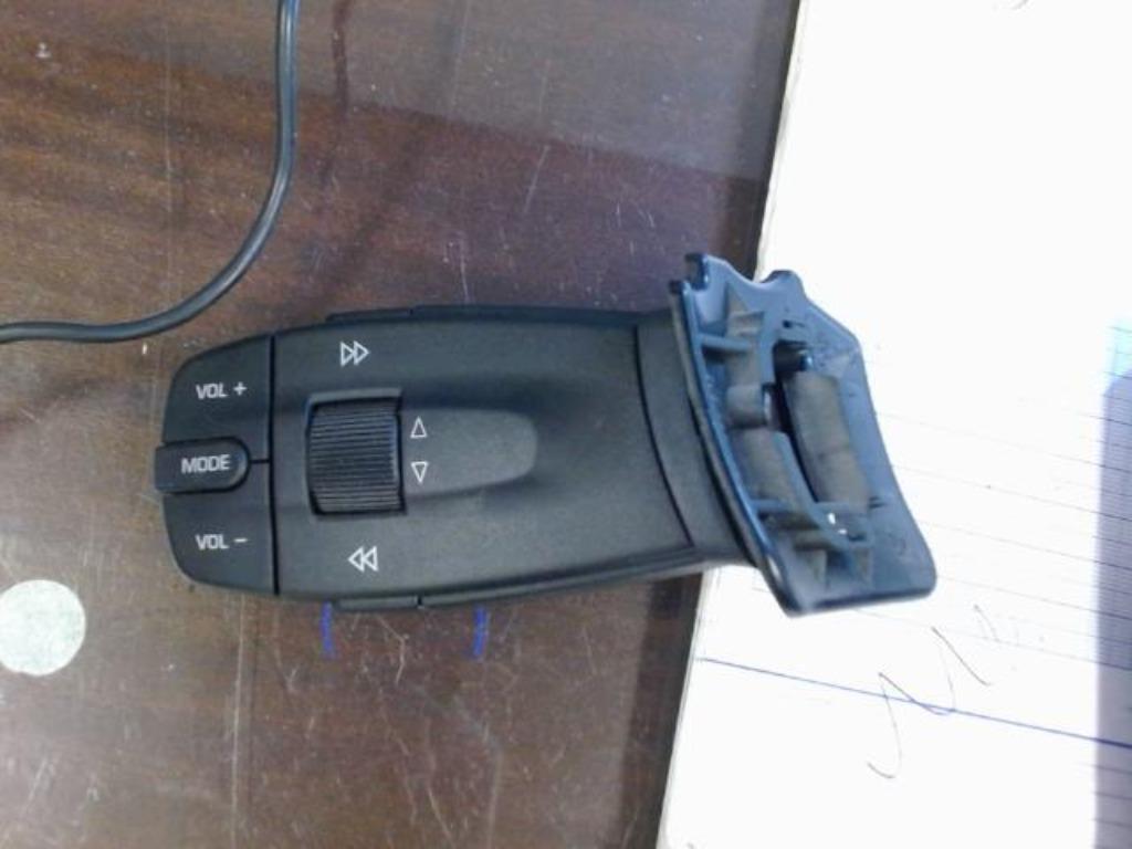 Commande  radio volant Seat Ibiza 4 1.2TDi 5J0959849 (208A), Ophalen of Verzenden, Gebruikt, Seat