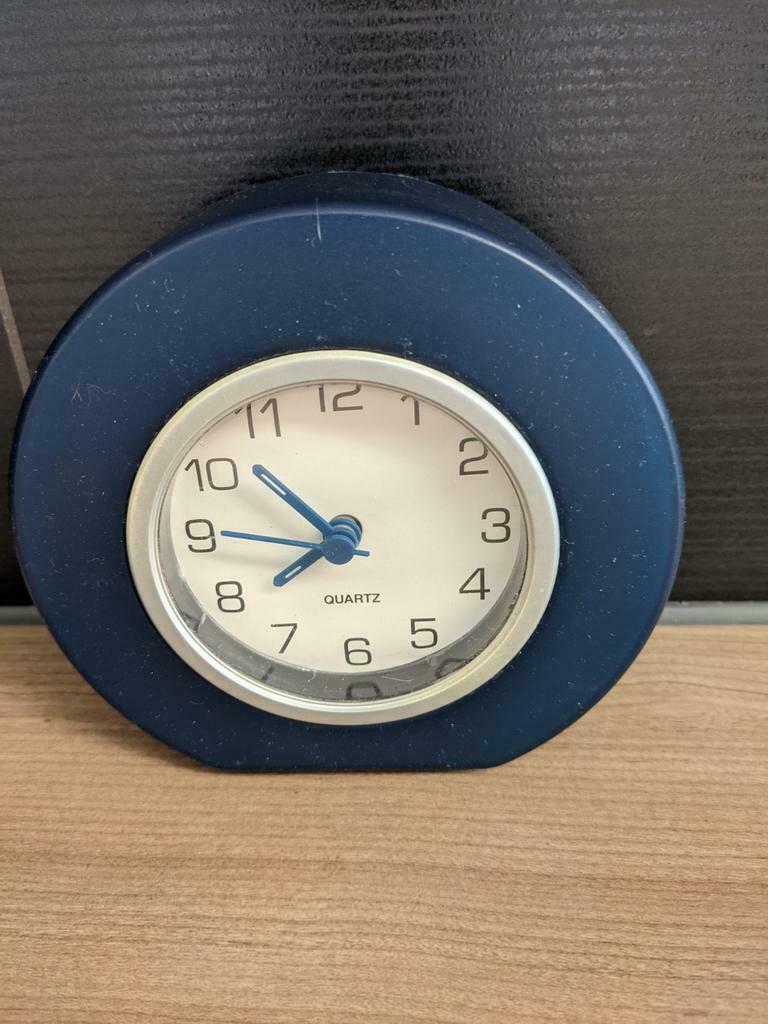 Mini horloge, Ophalen of Verzenden, Gebruikt