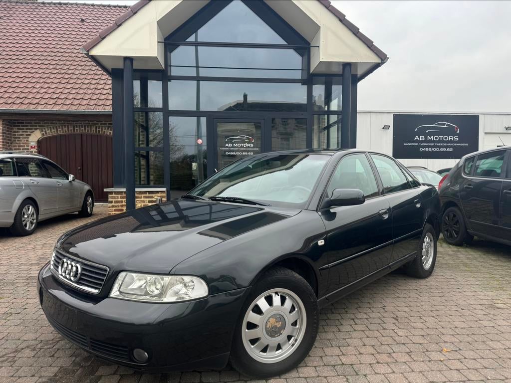 Audi A4 1.8 Essence Automatique 130.000km Airco cuir !, Autos, Achat, Entreprise