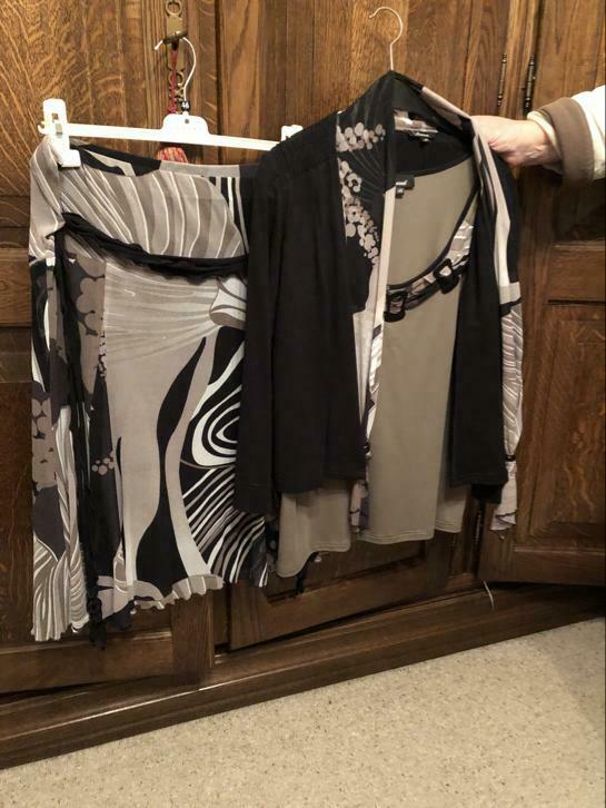 Ensemble 3-stuks Accent Rok maat 44 vest & top maat 48, Kleding | Dames, Ophalen, Zo goed als nieuw