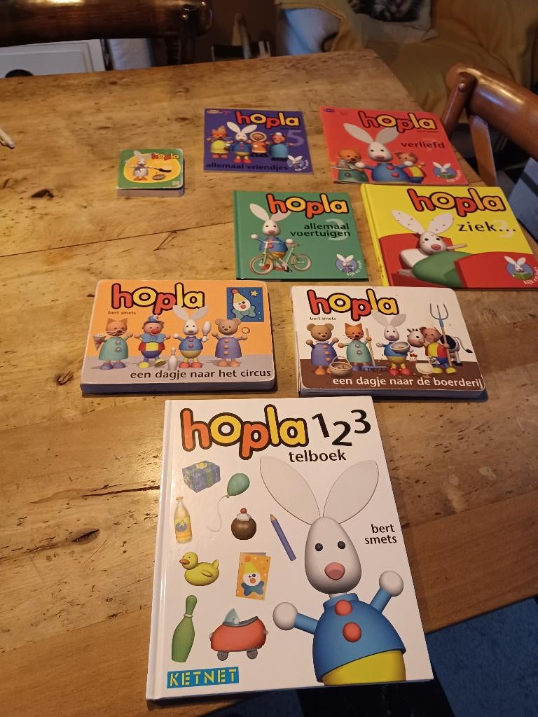 Boekjes HOPLA vanaf 1 euro, Ophalen of Verzenden