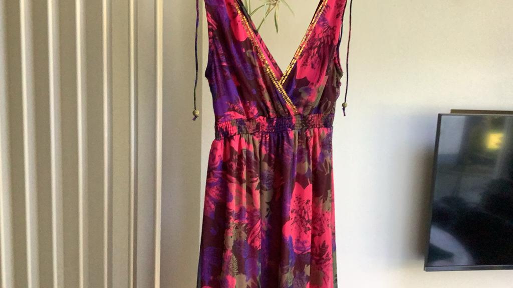 Feestjurk in voile., Enlèvement ou Envoi, Comme neuf, Taille 38/40 (M), Robe de gala