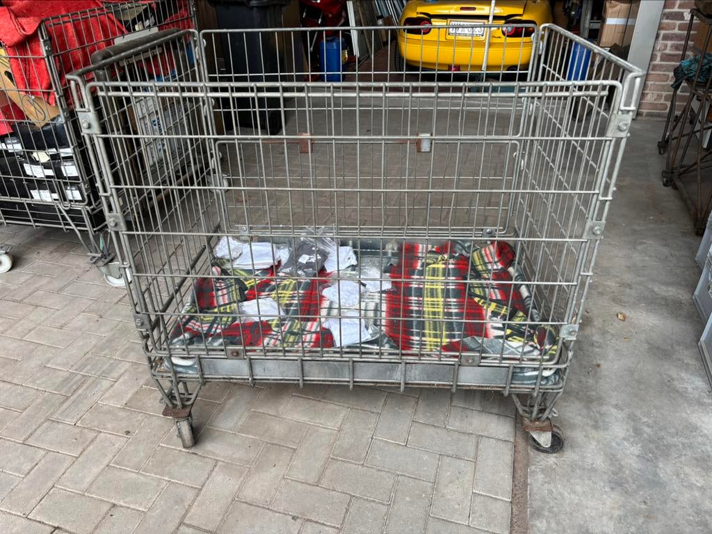 Panier de rangement, sur roulettes, contenant en filet, Enlèvement
