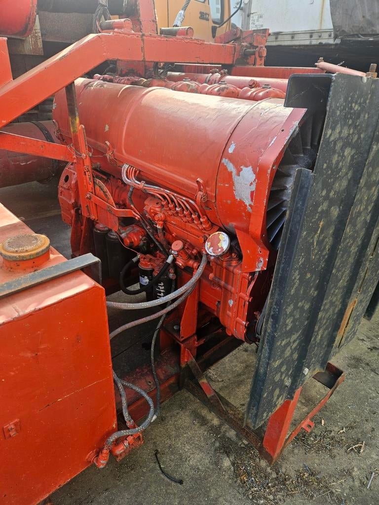 Deutz 6 cilinder 413 r, Ophalen