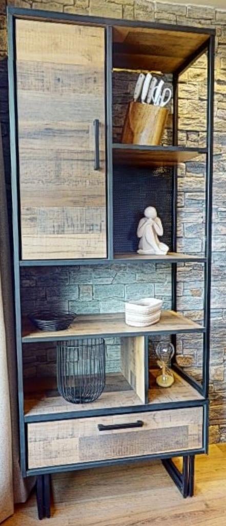 A vendre Bibliothèque H&H, Métal, 25 à 50 cm, Moderne (teinte driftwood), Avec tablette(s)