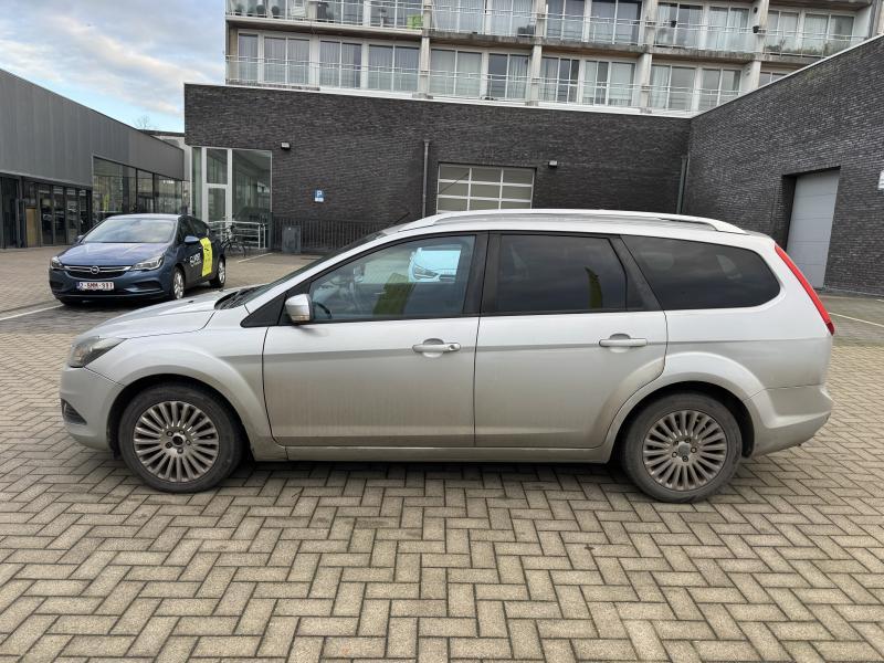 Modèle Ford Focus 1.8 Diesel BJ2009 Facelfit ! 284 000 km, Autos, Focus, Argent ou Gris, Achat, Entreprise