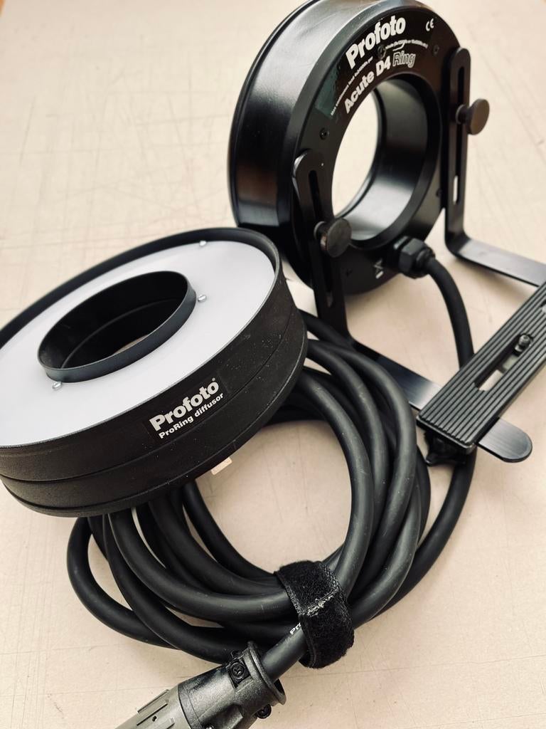 Profoto, Enlèvement ou Envoi, Comme neuf