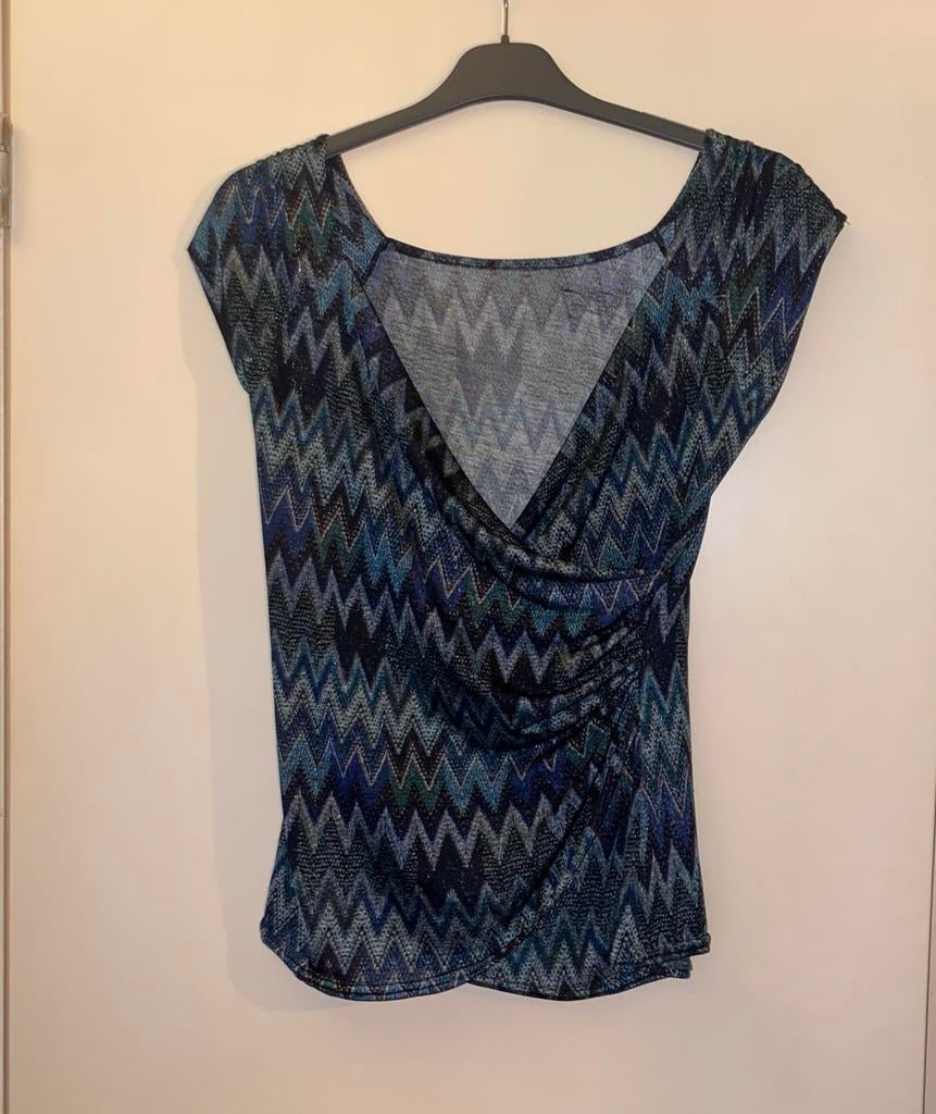 🔥 Mooi, kleurrijk topje met glans - maat S/M, Kleding | Dames, Topjes, Zo goed als nieuw, Maat 36 (S), Ophalen of Verzenden
