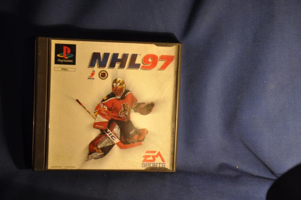jeu pour playstation 1 " NHL97" (009), Consoles de jeu & Jeux vidéo, Jeux | Sony PlayStation 1, Enlèvement ou Envoi, 2 joueurs