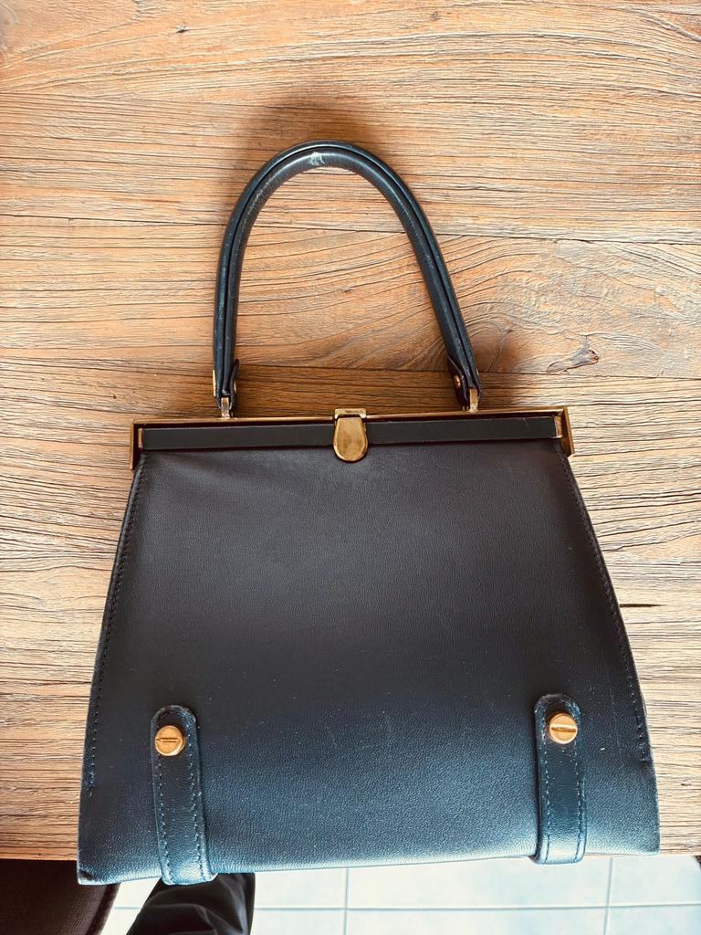 Vintage zwarte lederen handtas – klassiek dokterstas model, Enlèvement, Comme neuf, Noir, Sac à main