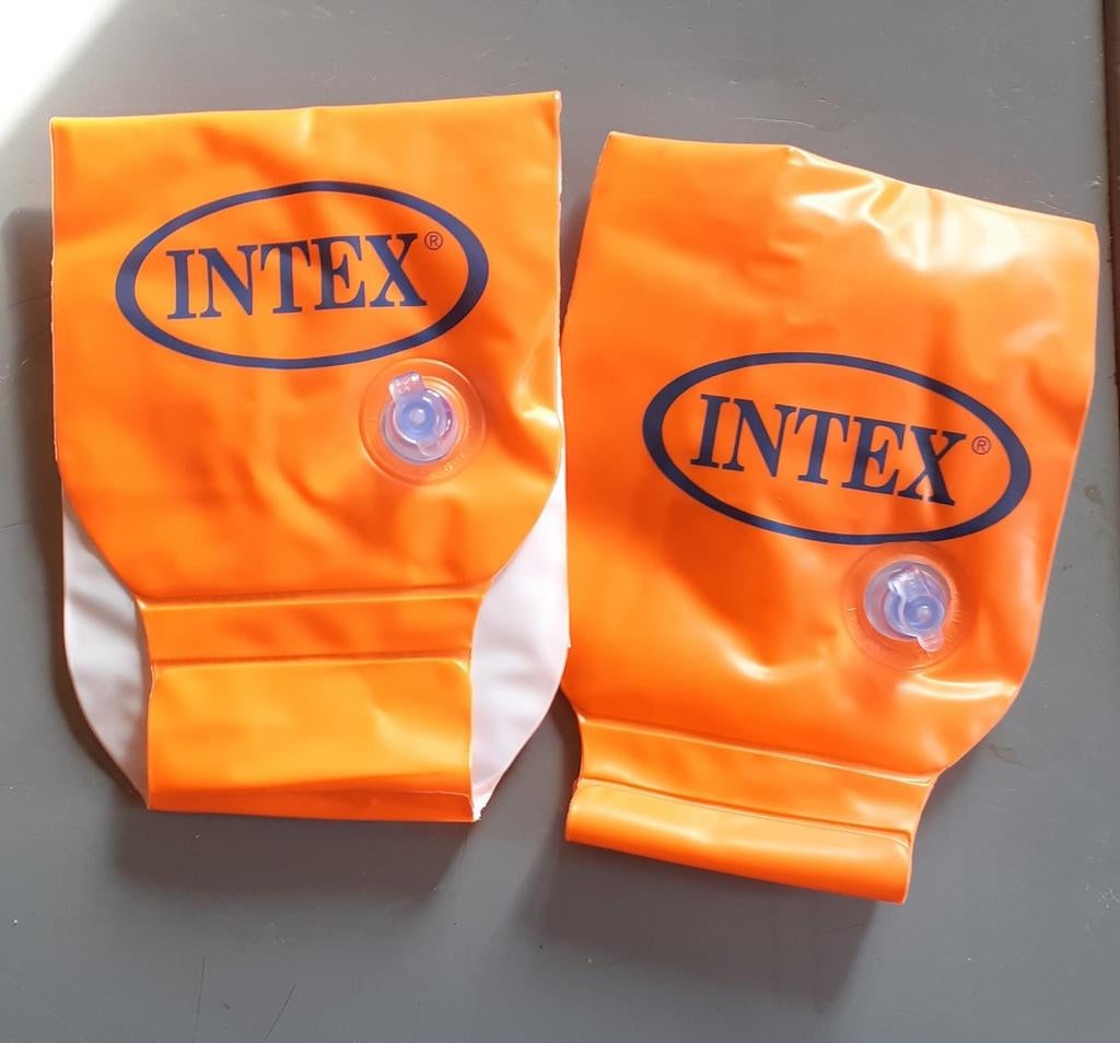 Bouée brassard intex comme neuf, Enfants & Bébés, Enlèvement ou Envoi, Comme neuf