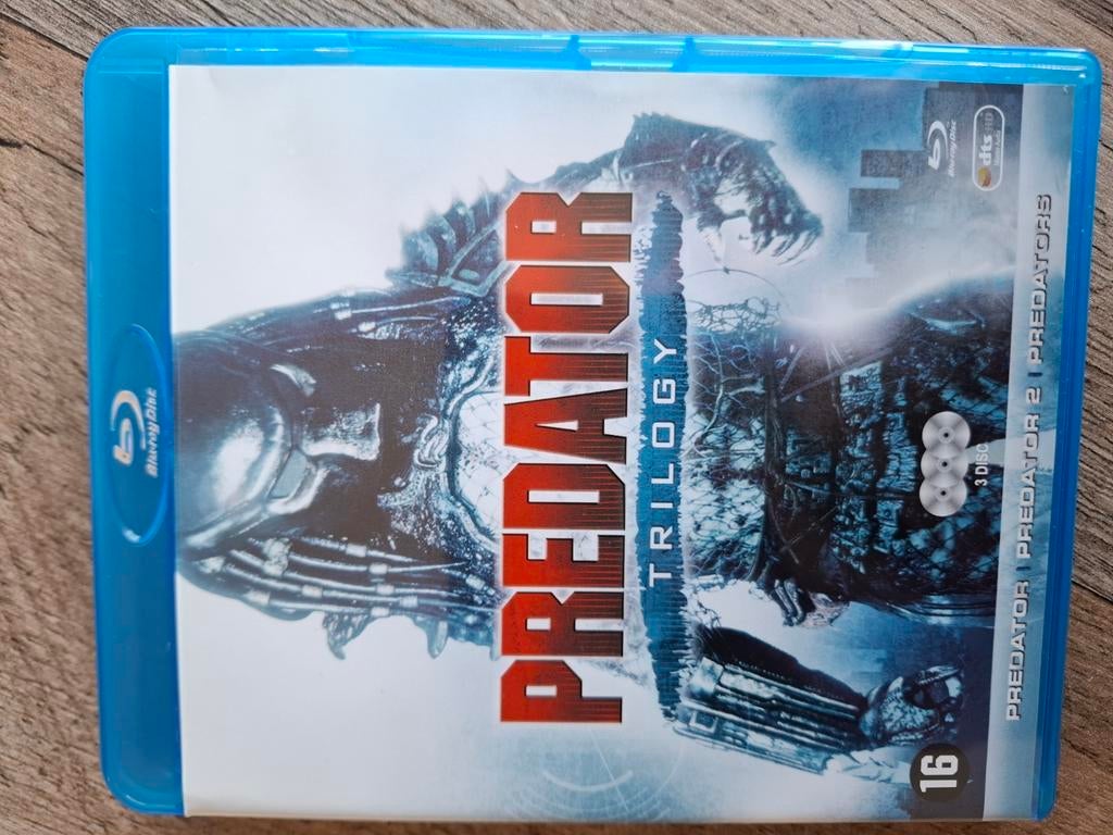 Predator trilogy, Verzenden, Zo goed als nieuw