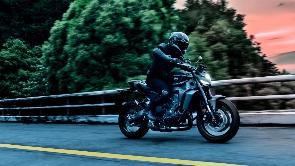 Yamaha MT09 Y-AMT  + 6V  met 5 jaar garantie !  ook demo !!, Motoren, Motoren | Yamaha, Bedrijf, Naked bike, meer dan 35 kW, 3 cilinders