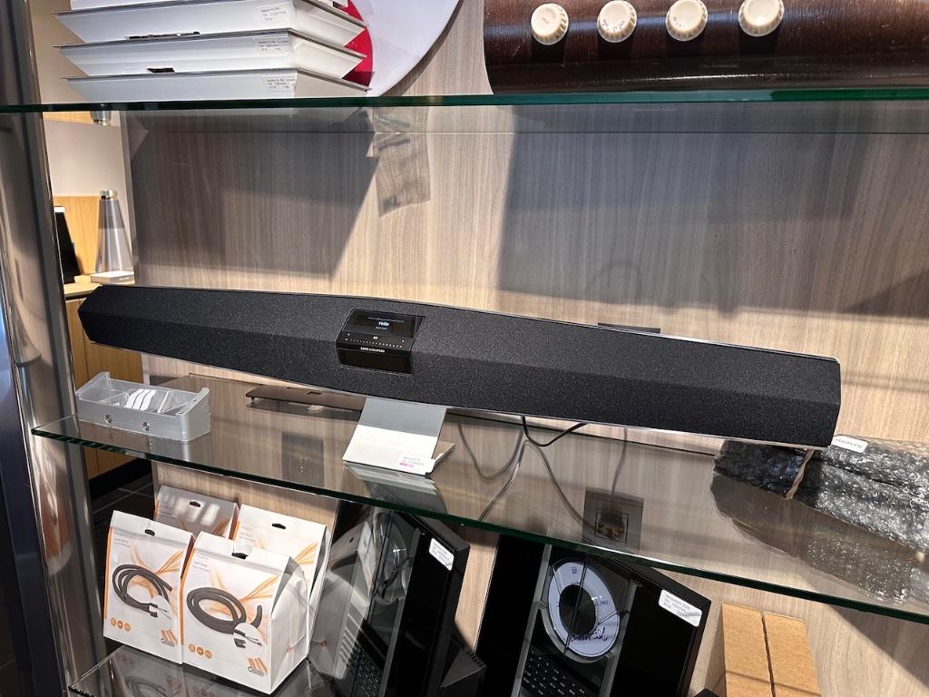 Bang & Olufsen Beosound 35 Multiroom speaker op stand B&O, Audio, Tv en Foto, Gebruikt, Info@bang-olufsen.dk, 60 tot 120 watt