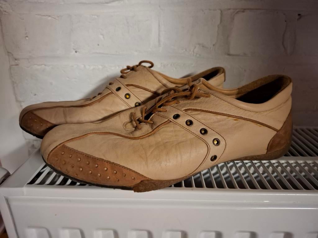 Damesschoenen, Ophalen of Verzenden, Zo goed als nieuw