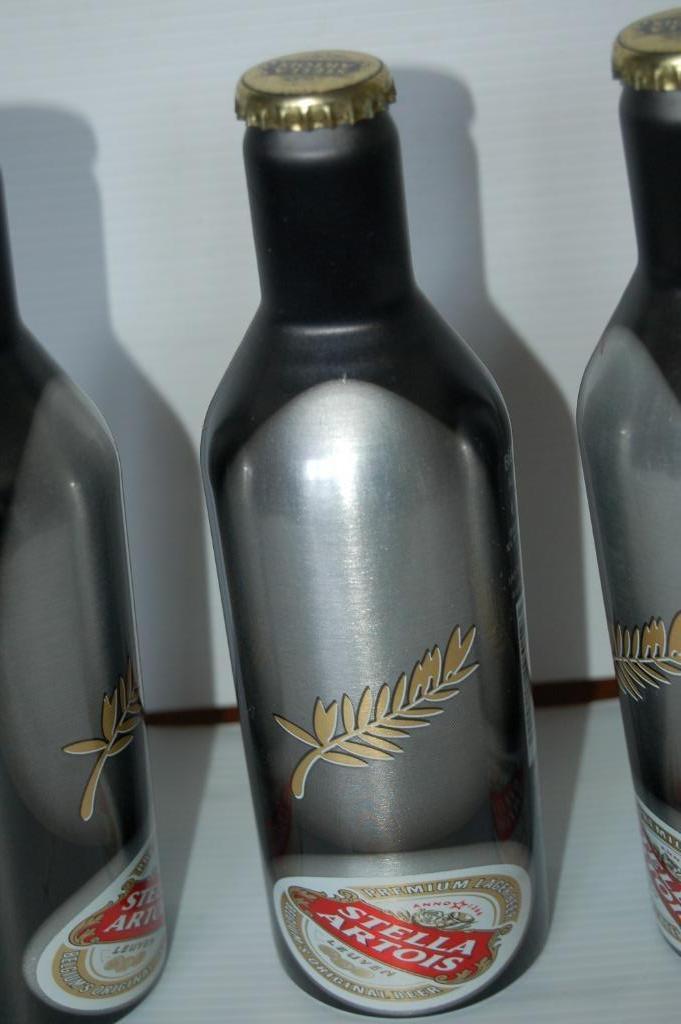 Stella Artois aluminium flesje, Verzamelen, Ophalen of Verzenden, Nieuw, Flesje(s), Stella Artois