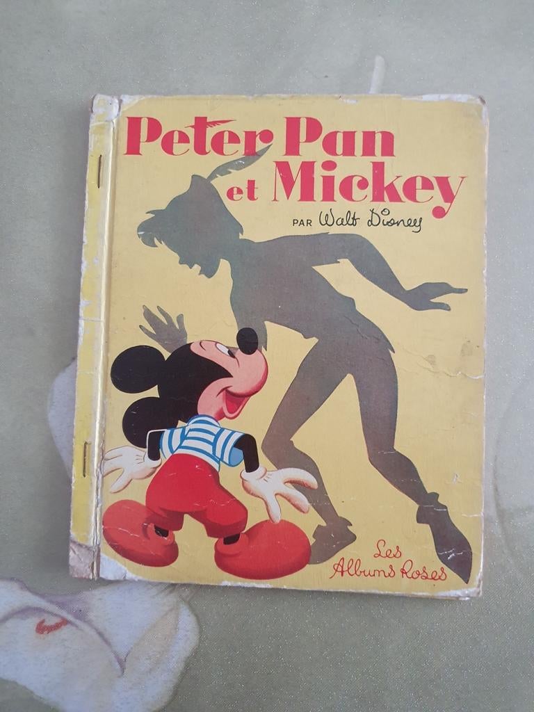 De roze albums: Peter Pan en Mickey, Verzamelen, Ophalen of Verzenden, Zo goed als nieuw