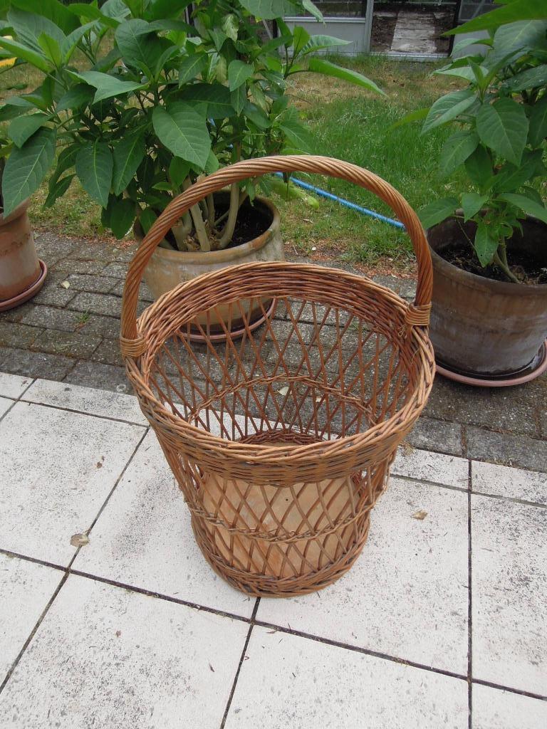 rietenmand korf brandhoutmand linnenmand  wasmand speelgoed, Gebruikt, Mand, Rond, Ophalen of Verzenden