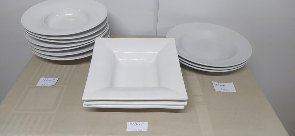 Grote porseleinen borden.Verschillende modellen. Zie foto's., Enlèvement, Utilisé, Assiettes(s)