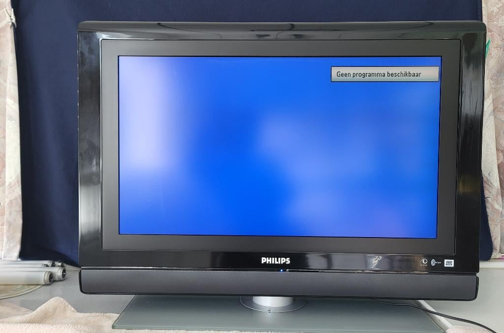 81 cm ( 32") LCD Ambilight Flat tv 32PF9641D, Audio, Tv en Foto, Televisies, Ophalen, Philips, Zo goed als nieuw, HD Ready (720p)