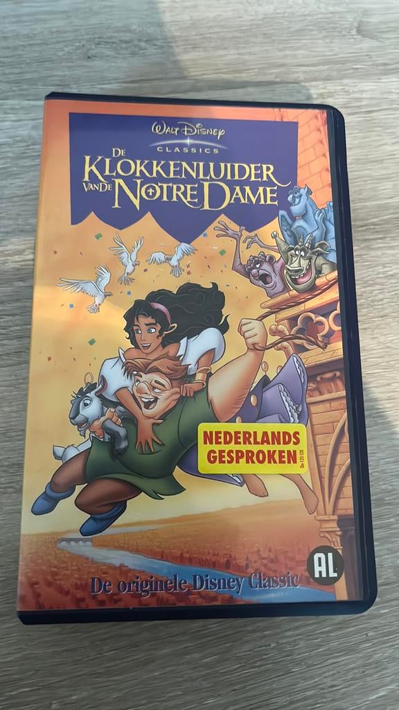 De Klokkenluider van de Notre Dame, Enlèvement ou Envoi, Dessin animé, Tous les âges, Comme neuf