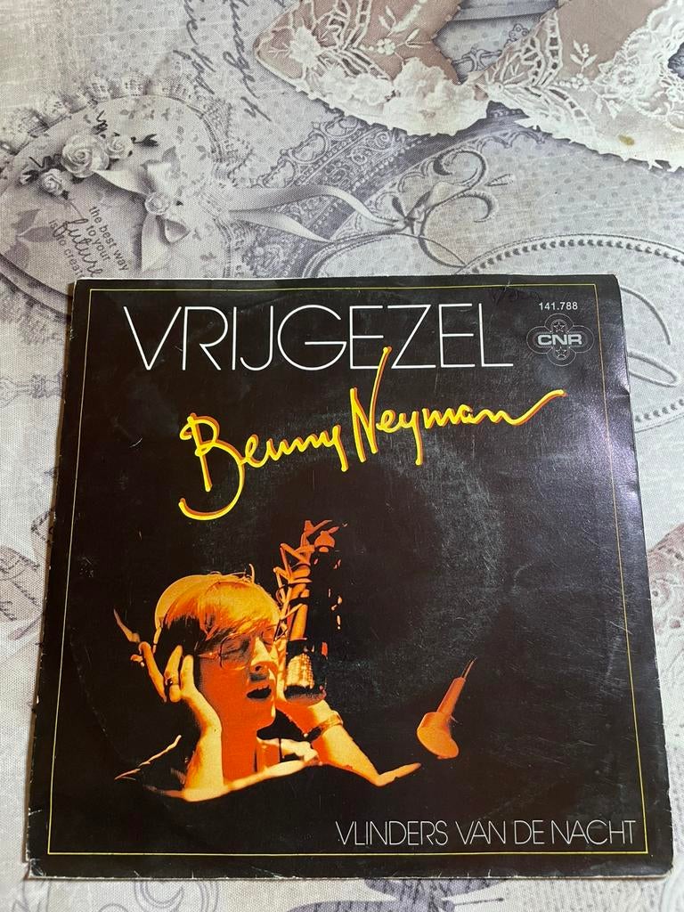 Benny neyman - vrijgezel, Ophalen of Verzenden