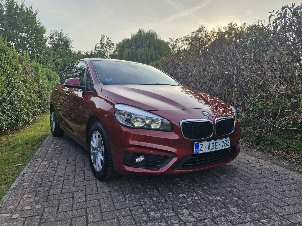 bmw 218i active tourer automaat 85dkm reeds gekeurd garantie, Auto's, Dealer onderhouden, 5 zetels, 5 deurs, Cruise Control