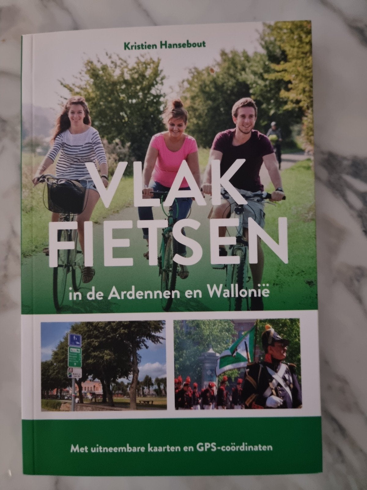 Kristien Hansebout - Vlak fietsen in de Ardennen en Wallonië, Boeken, Reisgidsen, Ophalen of Verzenden, Nieuw, Kristien Hansebout