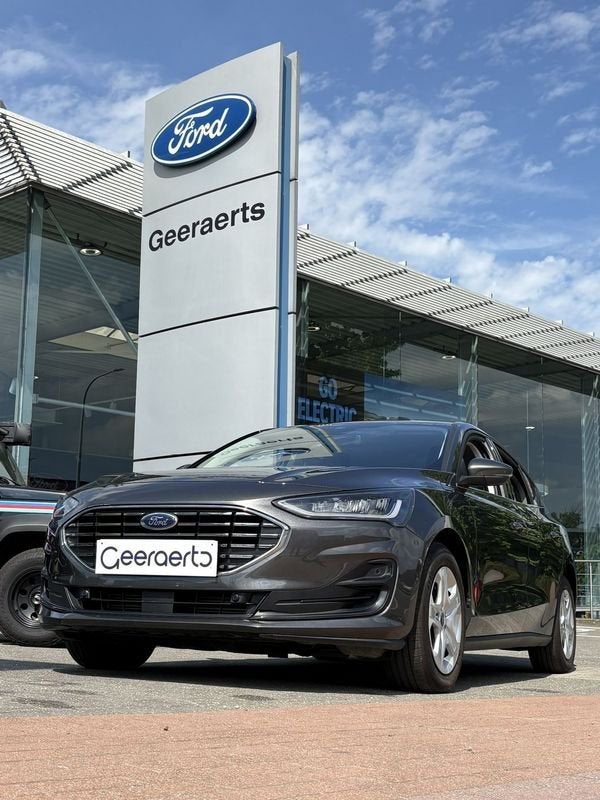 Ford Focus EcoBoost mHEV Titanium, Autos, Focus, Argent ou Gris, Achat, https://public.car-pass.be/vhr/4962025a-a36f-4647-a10f-ae64b3969c55