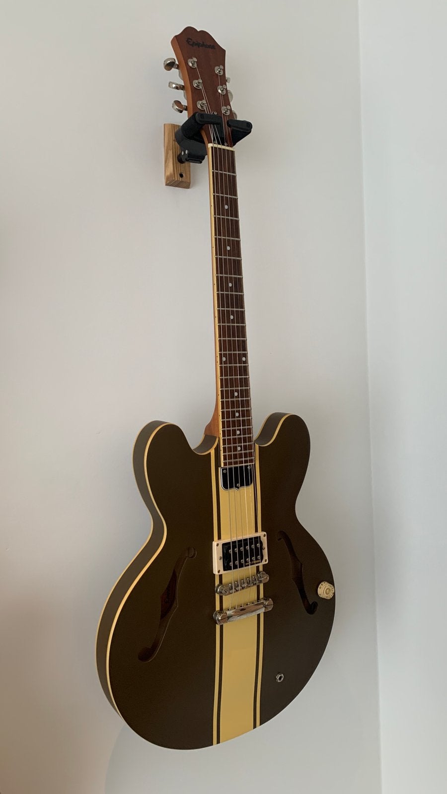 Tom Delonge Epiphone blink-182 gitaar, Muziek en Instrumenten, Snaarinstrumenten | Gitaren | Bas, Ophalen, Zo goed als nieuw