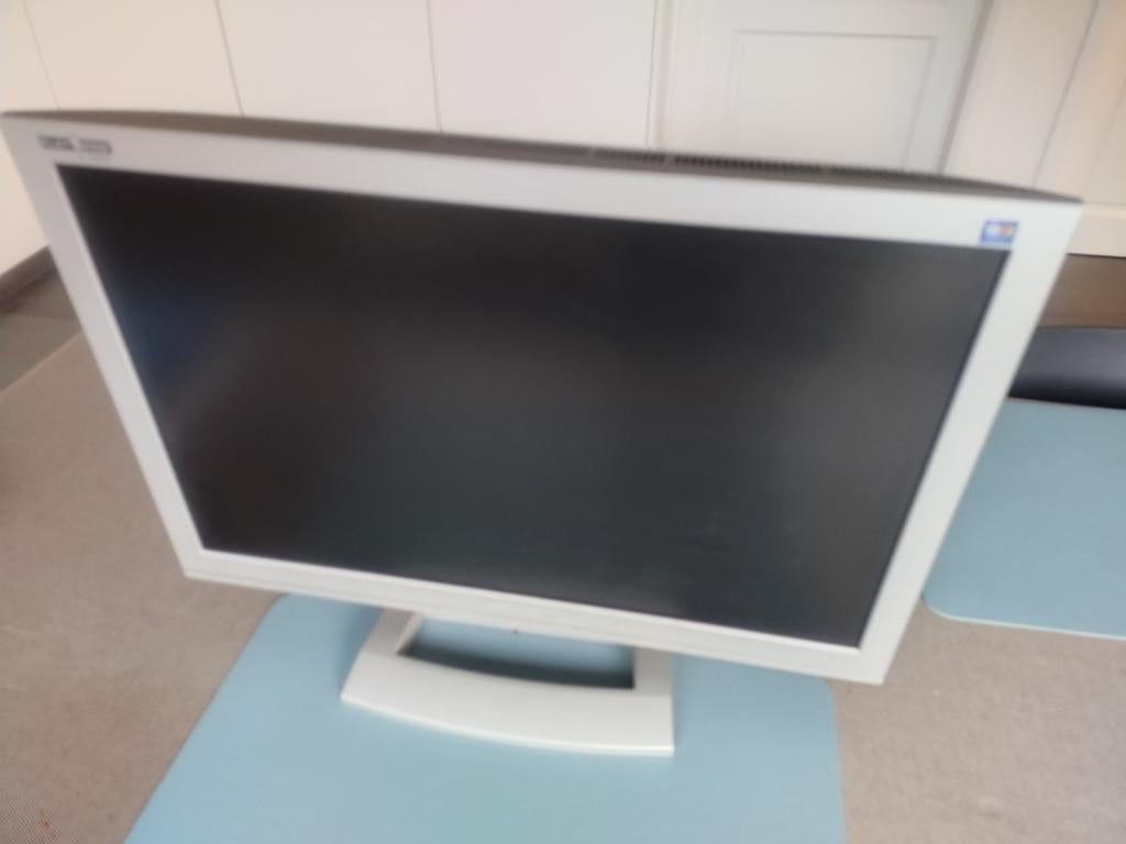 Medion MD30422 22" TFT monitor, Enlèvement