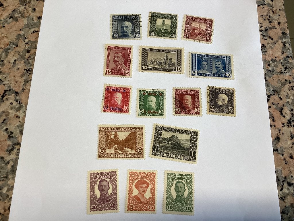 Lot de 15 timbres historiques BOSNIE-HERZÉGOVINE, Enlèvement ou Envoi, Yougoslavie, Non oblitéré
