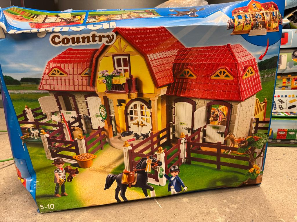 Playmobil paarden stal, Kinderen en Baby's, Speelgoed | Playmobil, Ophalen, Gebruikt, Complete set