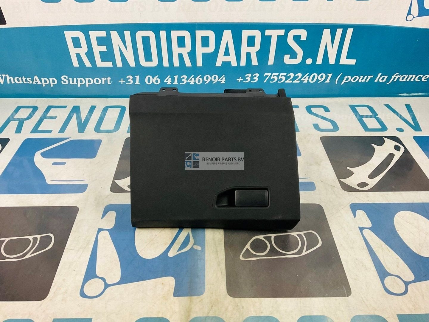 Dashboard Kastje Peugeot 5008 1840664X 2-D6-6931A, Gebruikt, -, -, Ophalen of Verzenden