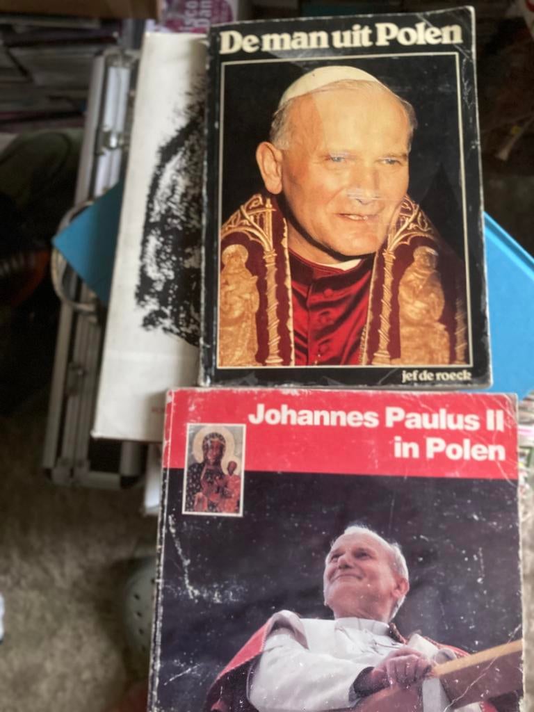 Paus Johannes Paulus 2, Ophalen, Zo goed als nieuw