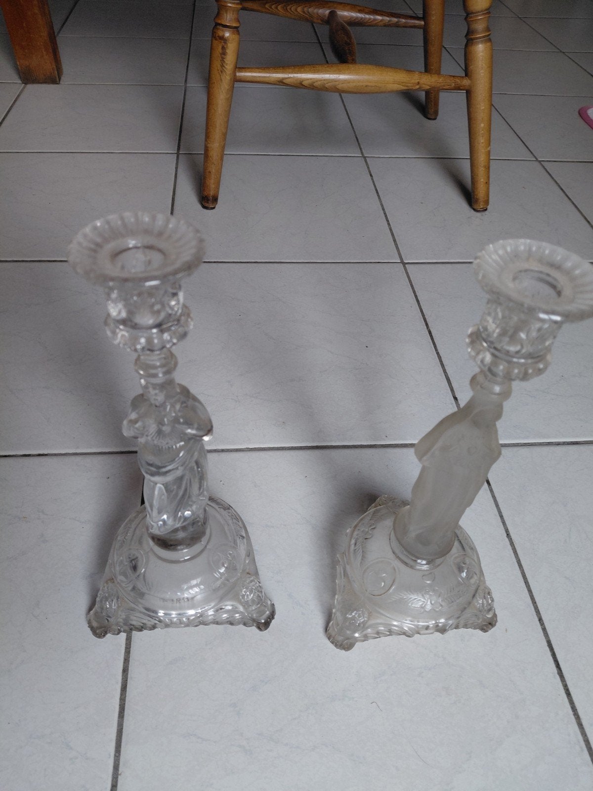 2 Glazen kantelaars., Ophalen