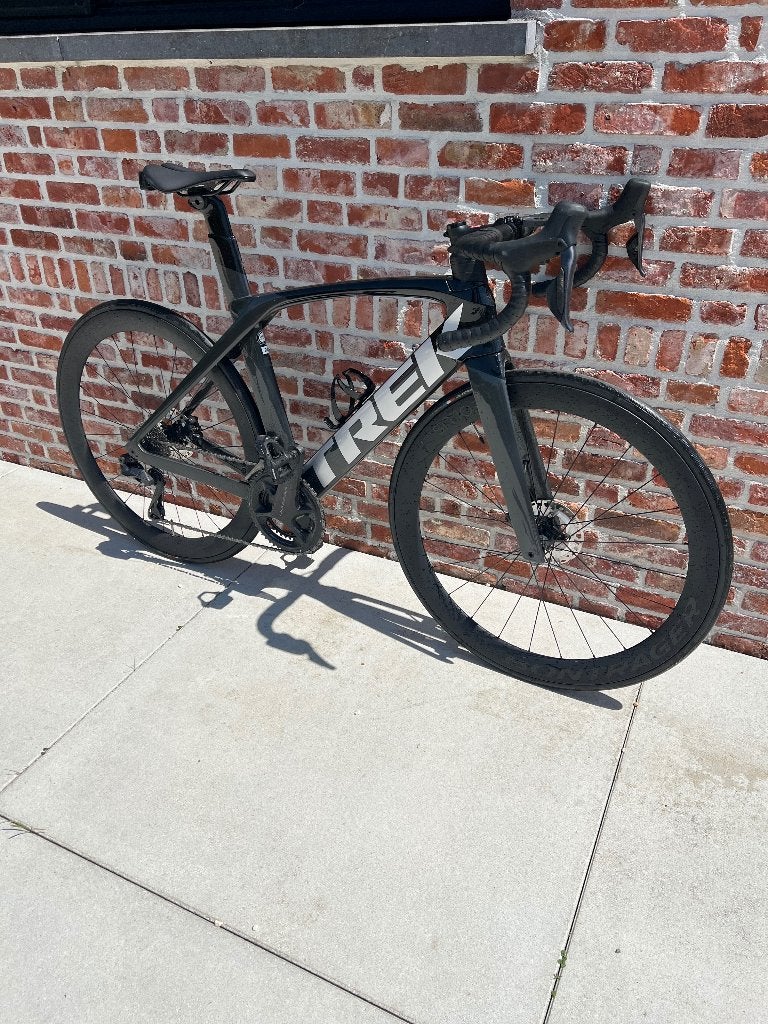 Trek Madone SL7 - Lithium grey - 3.250€, Ophalen, Nieuw, Carbon, Heren