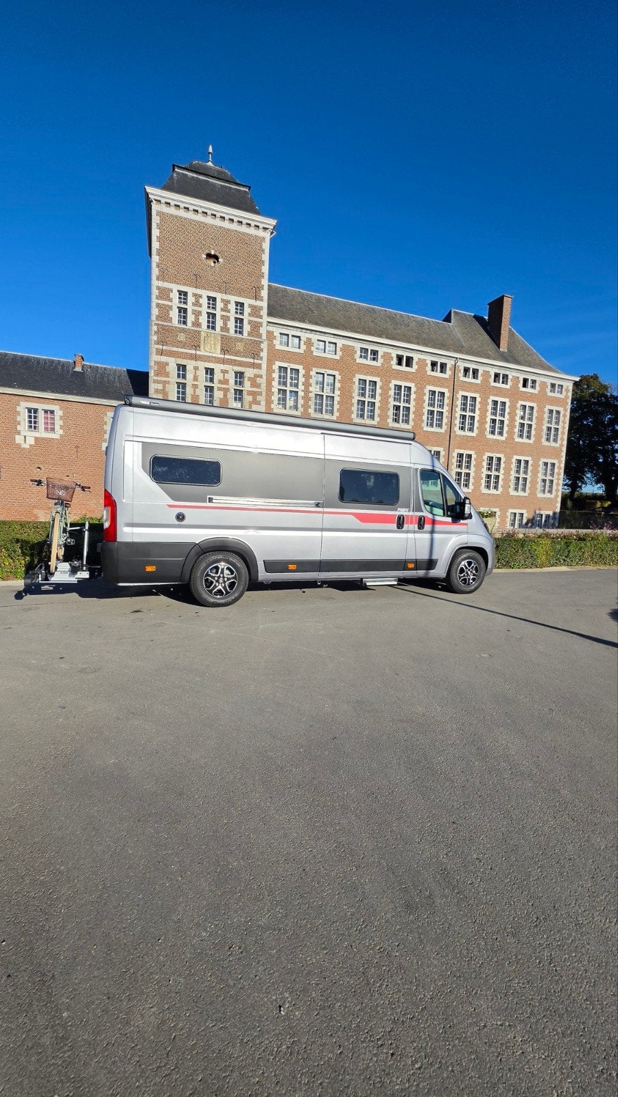 LOCATION CAMPING CAR PILOTE V630J BOÎTE AUTOMATIQUE  2026!!!, Particulier