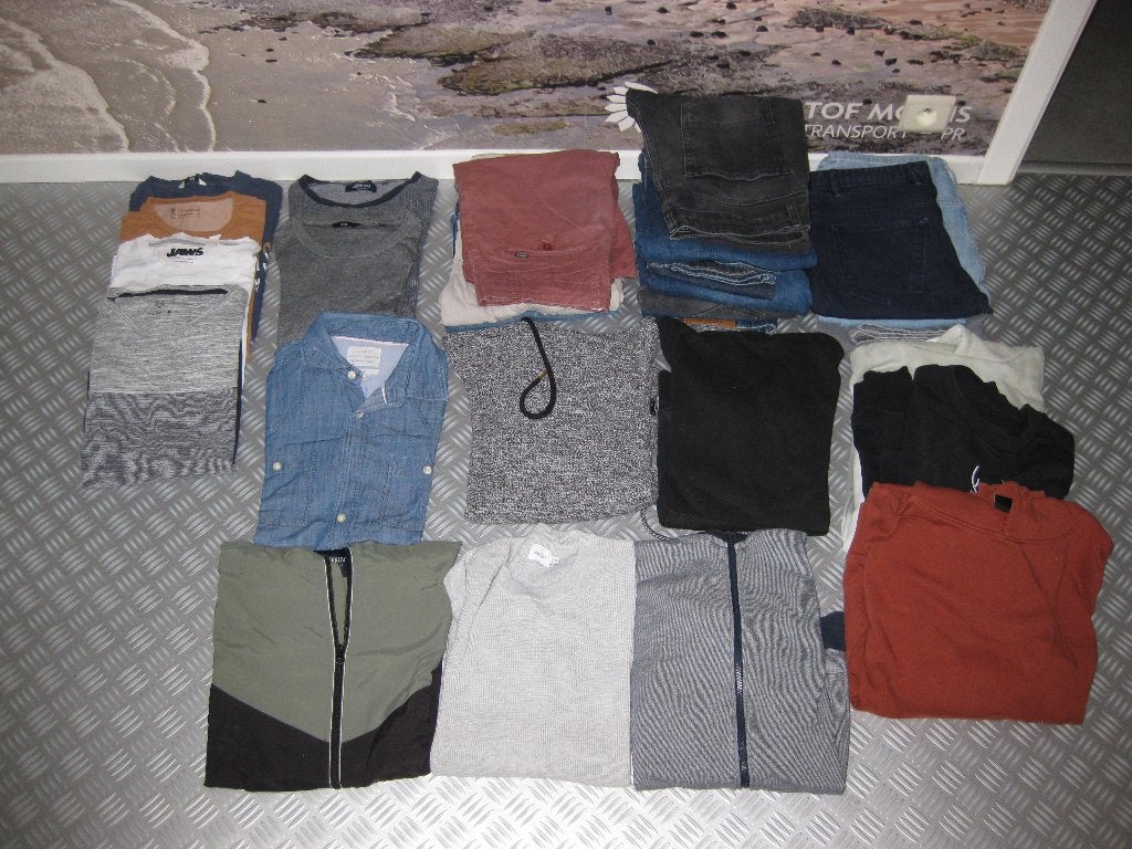 pakket jongens kledij maat S en 30/34 en 29/32, Kinderen en Baby's, Ophalen, Gebruikt, Overige maten