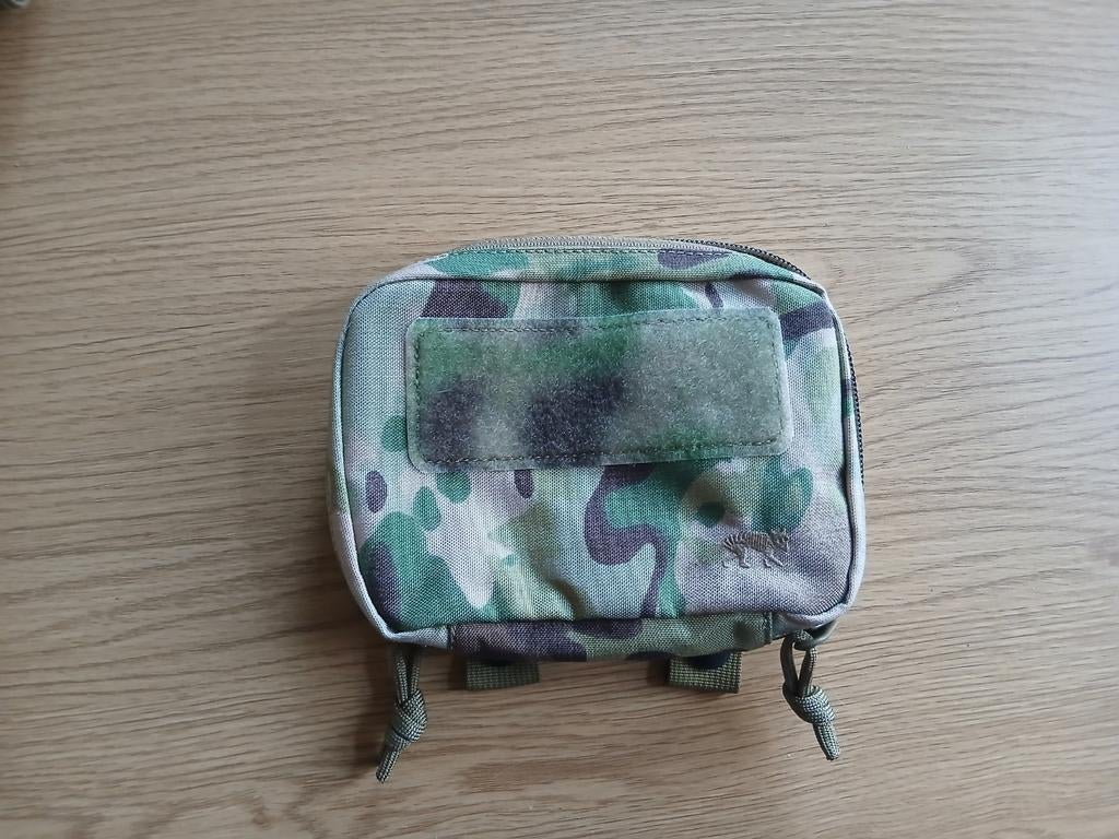 Pochette multicam multifonction, Collections, Enlèvement