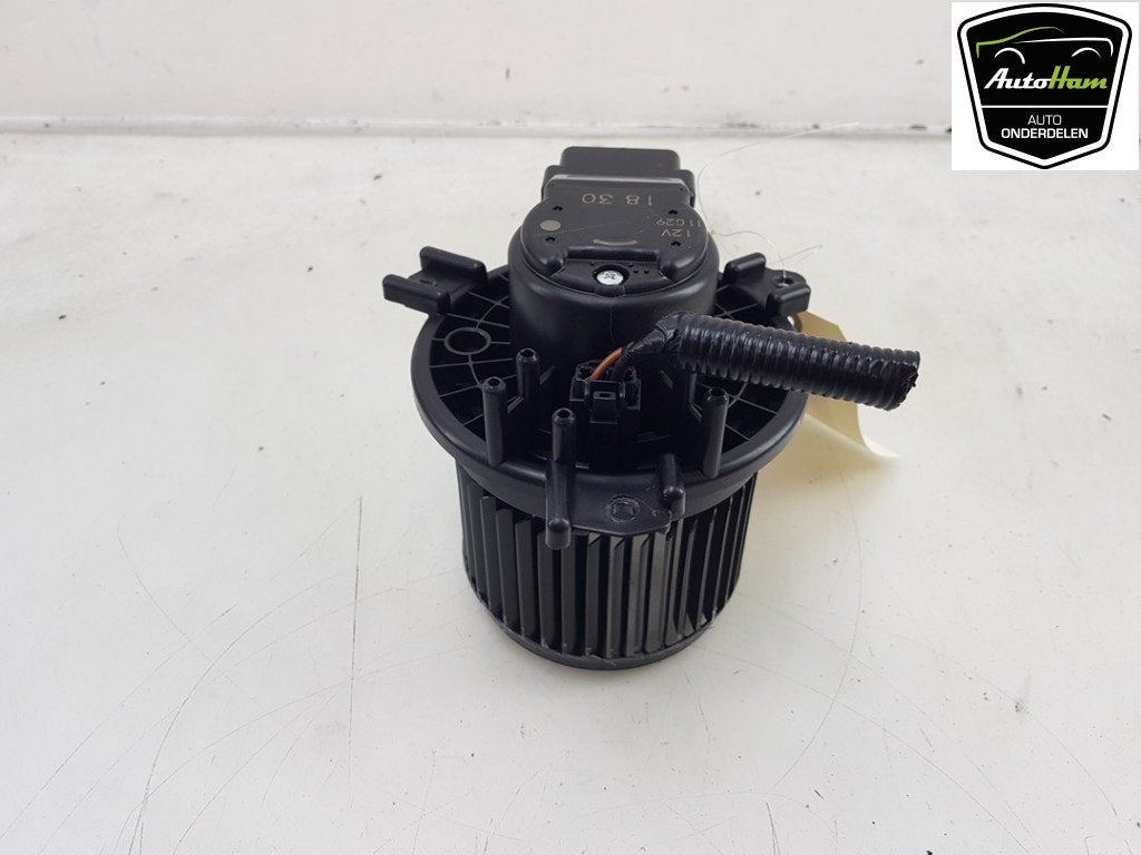 VENTILATEUR RADIATEUR MOTEUR Suzuki Ignis (MF) (01-2016/-), Suzuki-Allee 7
64625  Bensheim, DE, Suzuki Deutschland GmbH, Kontakt@suzuki.de