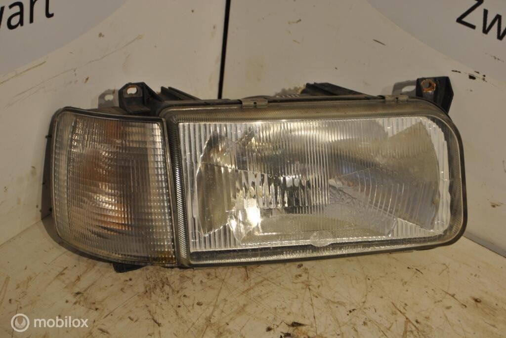 Koplamp rechts Vw Passat B3 1.8 CL ('88-'94) 13348000, Gebruikt, Volkswagen, Ophalen of Verzenden, Volkswagen