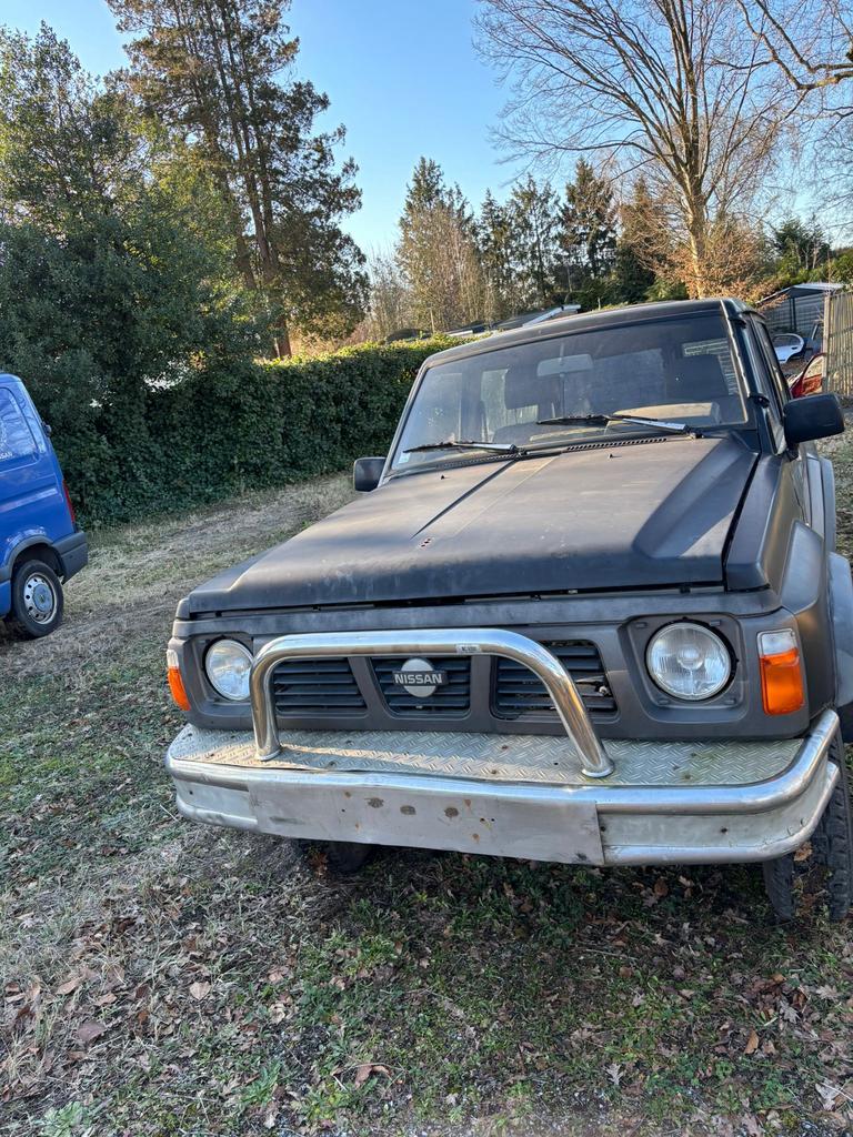 Nissan patrol y60, Autos, Entreprise, Achat, Nissan