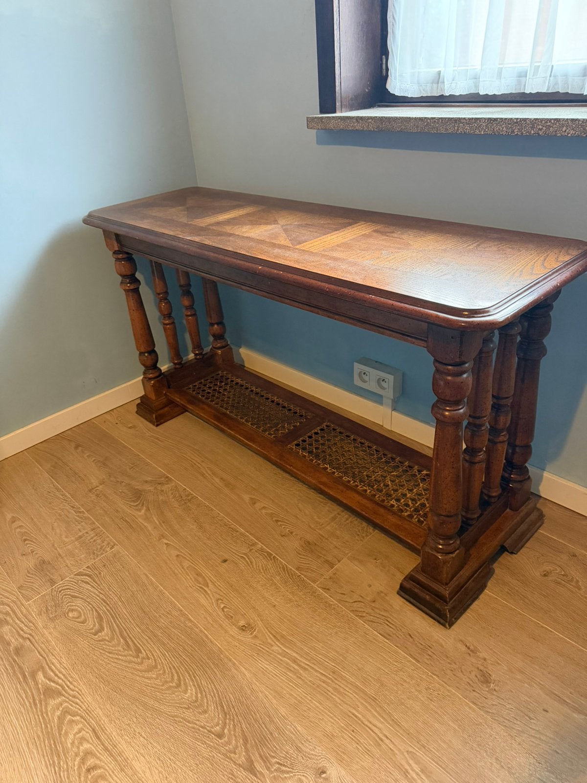 Table ancienne, Enlèvement
