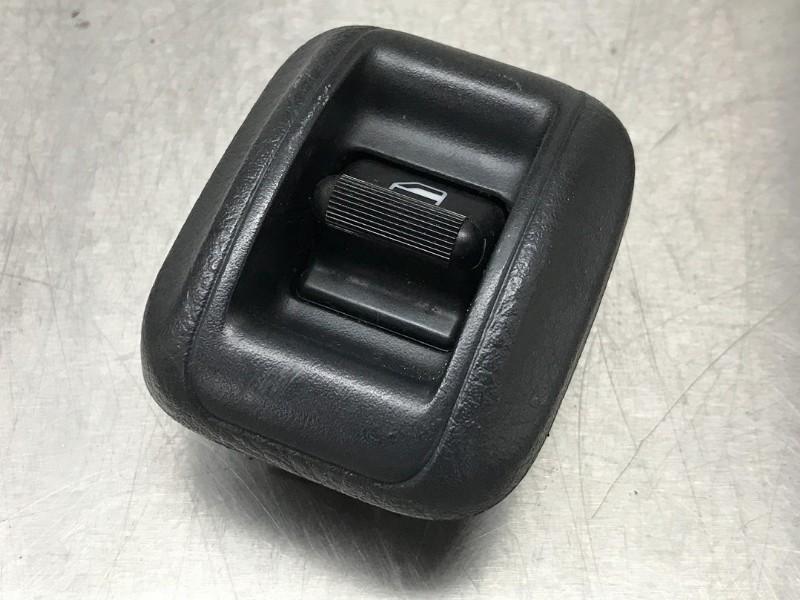 COMMUTATEUR VITRES ELECTRIQUES Daihatsu Trevis (|TREVIS|), Autos : Pièces & Accessoires, Utilisé, Daihatsu